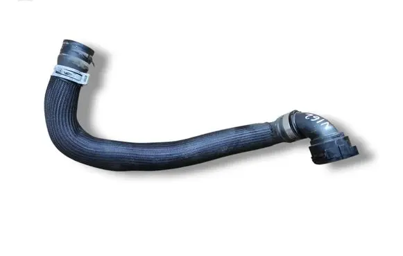 Volvo V60 Engine coolant pipe/hose 31474863