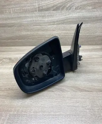 BMW X5 E70 Front door electric wing mirror 7136887 607097