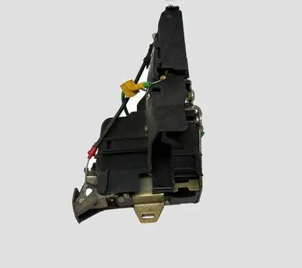 BMW 5 E39 Front door lock