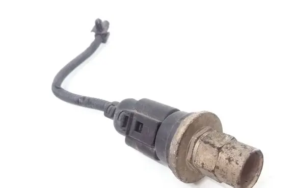 Air conditioning (A/C) pressure sensor