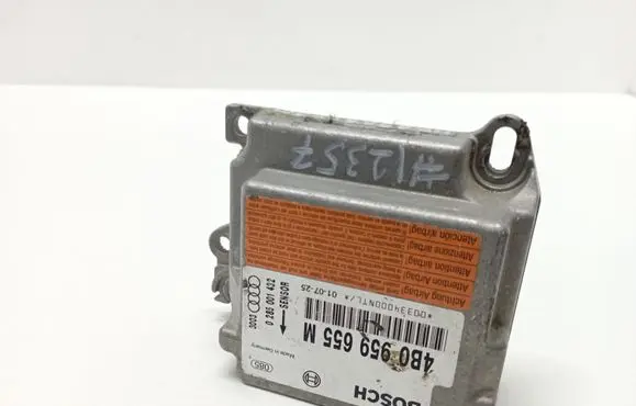Audi A6 S6 C5 4B Airbag control unit/module 4B0959655M 0285001432