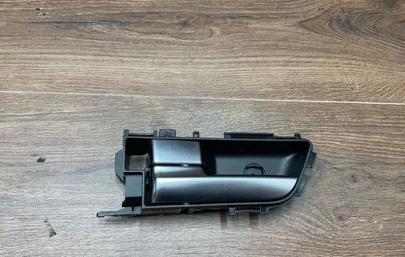 Land Rover Range Rover Sport L494 Front door interior handle AH22-22601-AC