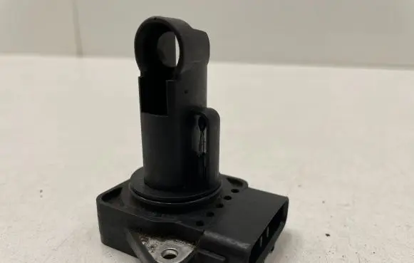 Toyota Prius (XW20) Mass air flow meter 2220422010 1974002030