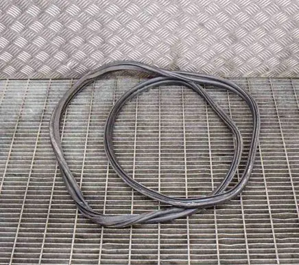 Peugeot 208 I Trunk rubber seal (body) 9802457280