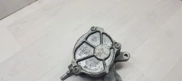 Peugeot 407 Vacuum pump D16518