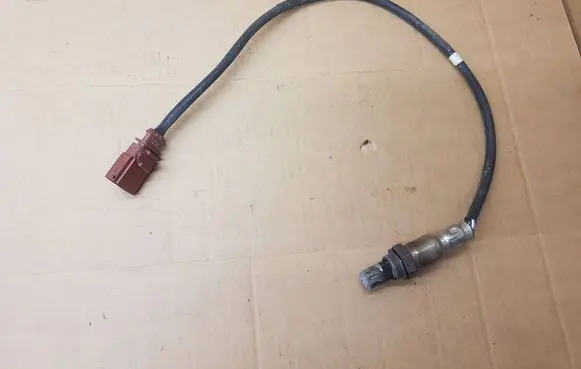 Volkswagen Golf VII Lambda probe sensor 04L906262