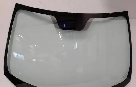 Mitsubishi ASX Front windscreen/windshield window 