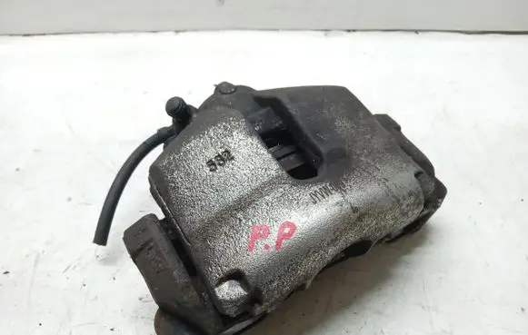Volkswagen Golf V Front brake caliper