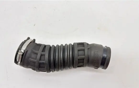Maserati Ghibli Air intake duct part 670038739 72405278