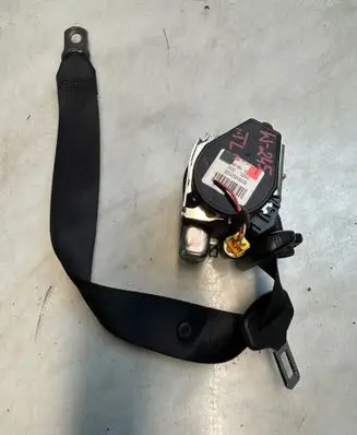 Mercedes-Benz B W245 Rear seatbelt 603332200