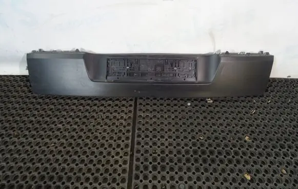 Renault Espace IV Trunk door license plate light bar 8200007893