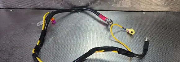 Audi A6 S6 C6 4F Positive cable (battery) 4F0971225F