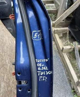 Hyundai Tucson JM Front door