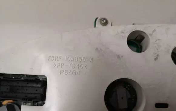 Volkswagen Sharan Speedometer (instrument cluster) 7M0919881 1066061