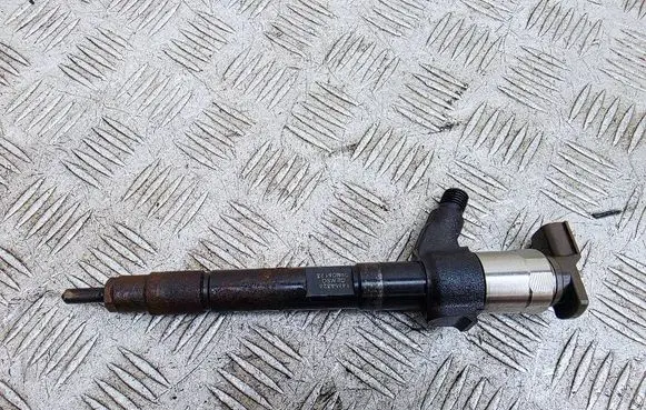 Mitsubishi ASX Fuel injector 1465A323