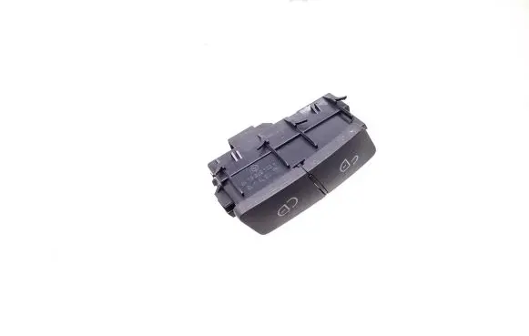 Mercedes-Benz C W204 Central locking switch button A2048706410