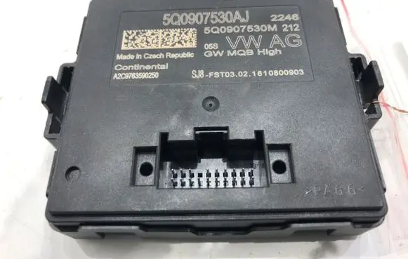 Audi A3 S3 8V Gateway control module 5Q0907530AJ