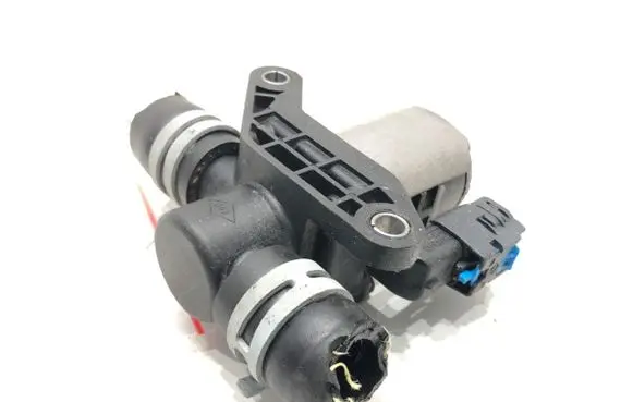 Dacia Duster II Coolant heater control valve 212309316R