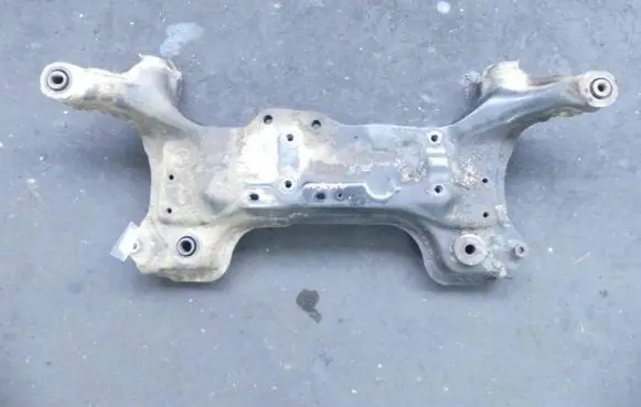 Toyota Avensis T220 Front axle beam IMPRK1056510