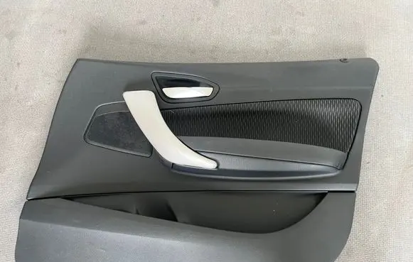 BMW 1 F20 F21 Front door card panel trim 7240404 C0165116 10628510