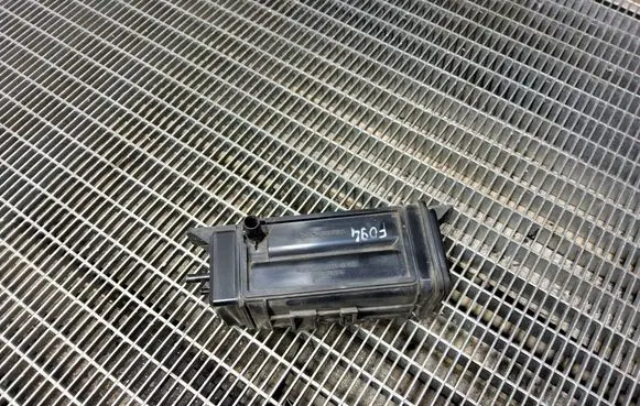 Honda Odyssey Active carbon filter fuel vapour canister 