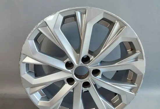 Audi A4 S4 B9 R17 alloy rim 8W0601025L