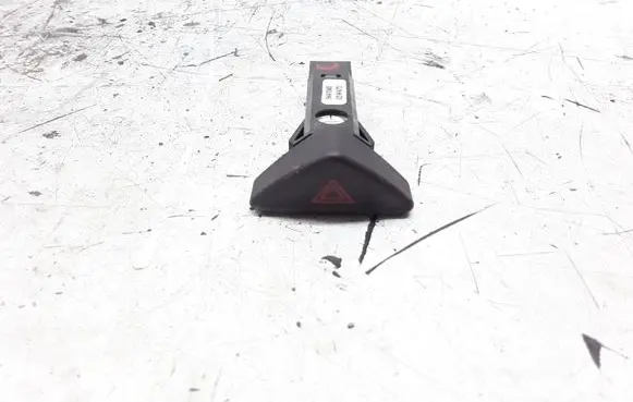 Volvo V70 Hazard light switch 9441045