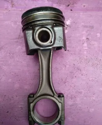 Peugeot Expert Piston with connecting rod 21J5703833 7118KA