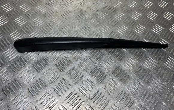 SsangYong Rexton Rear wiper blade arm