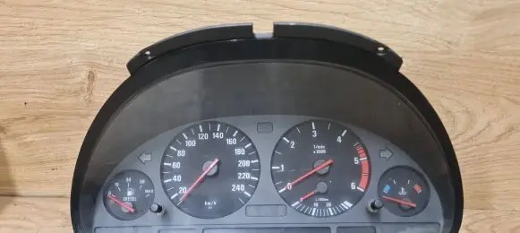BMW 5 E39 Speedometer (instrument cluster) 62116906998
