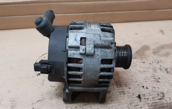 Volvo S40, V40 Generator/alternator 0986045241 A7878 267377