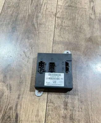Mercedes-Benz E W211 Comfort/convenience module 2115452132