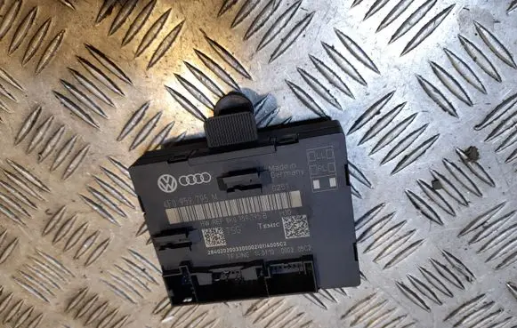 Audi A6 S6 C6 4F Door control unit/module 4F0959795M