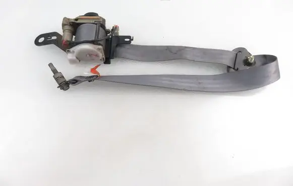 Nissan Pathfinder R50 Front seatbelt TK522EG326
