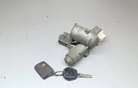 Volkswagen Sharan Ignition lock P012106