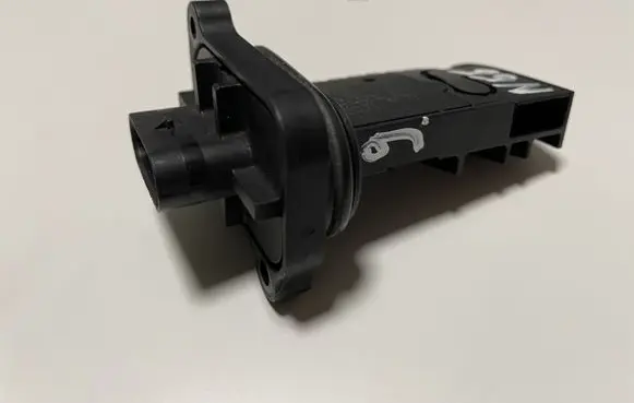 BMW 1 F20 F21 Mass air flow meter 7612746