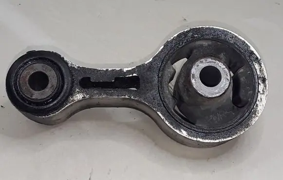 Mazda 6 Gearbox mount