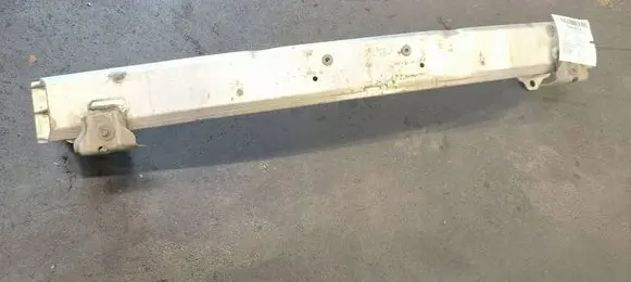Peugeot 208 II Front bumper support beam 