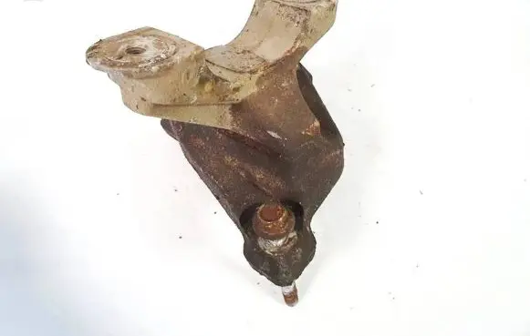 Honda CR-V Engine mounting bracket 061031