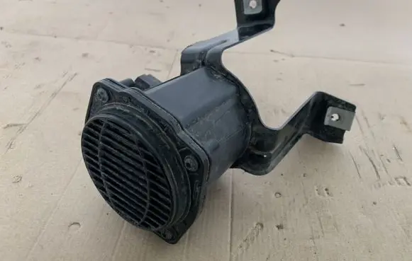 Alarm system siren