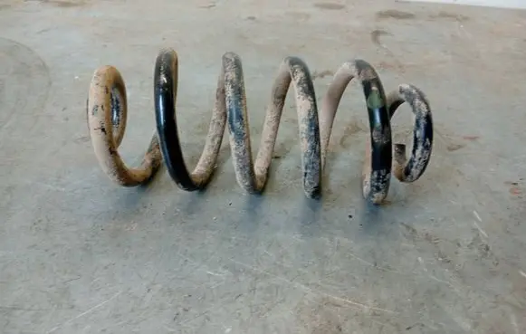 Audi A6 S6 C6 4F Rear coil spring