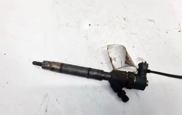 KIA Sportage Fuel injector 338002A800