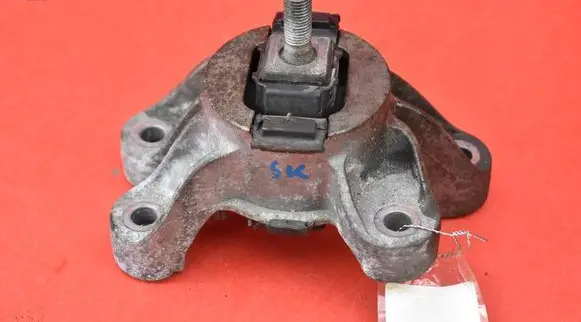 Mini One - Cooper Coupe R56 Gearbox mounting bracket
