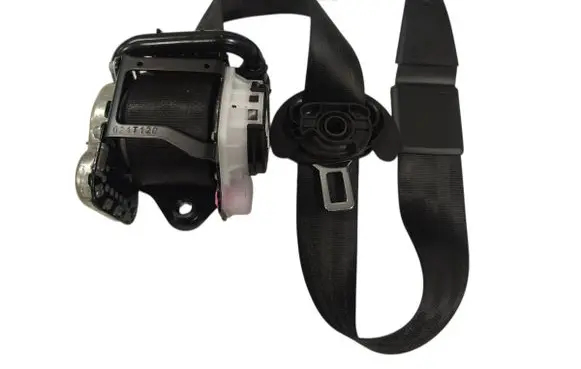 Porsche Macan (95B) Front seatbelt
