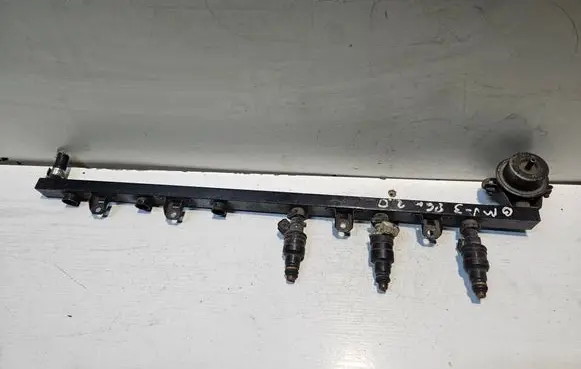 Fuel main line pipe