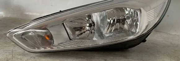 Ford Focus Headlight/headlamp F1EB13W030AEB