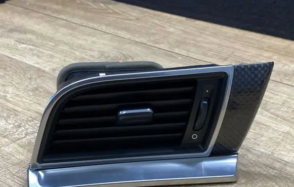 Porsche Macan (95B) Dashboard side air vent grill/cover trim 95B819702 25032014 101553