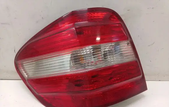 Mercedes-Benz ML W164 Rear/tail lights