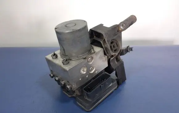 Mercedes-Benz S W222 ABS Pump A2224314512