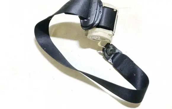 Opel Zafira A Middle seatbelt (rear) 90580906